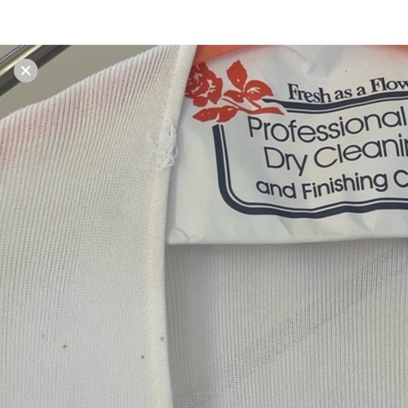 VINTAGE GUCCI LONG SLEEVES TOP💝HP - Picture 16 of 16